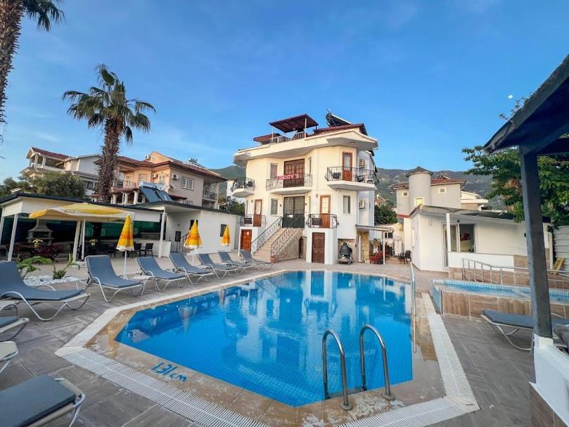 Paddys Apartments Ovacik Ölüdeniz Exterior foto